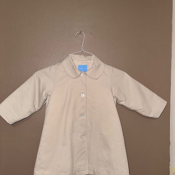 Boutique Trench style coat with fleece lining. Size 3 - Picture 6 of 6